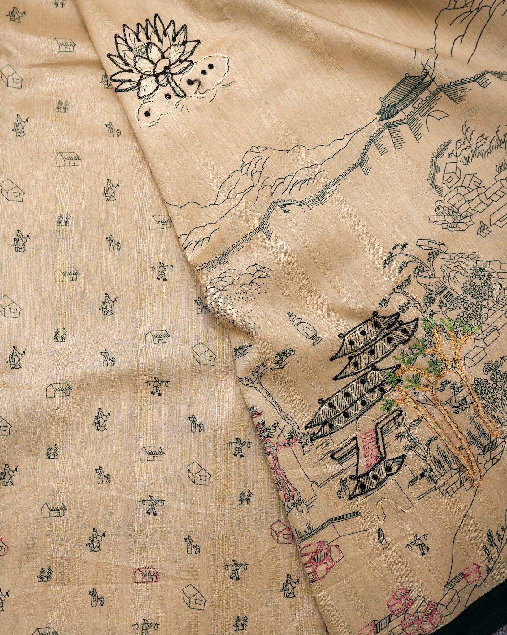 Beige/Green Tussar Saree with Japanese Artwork & Threadwork Highlighting