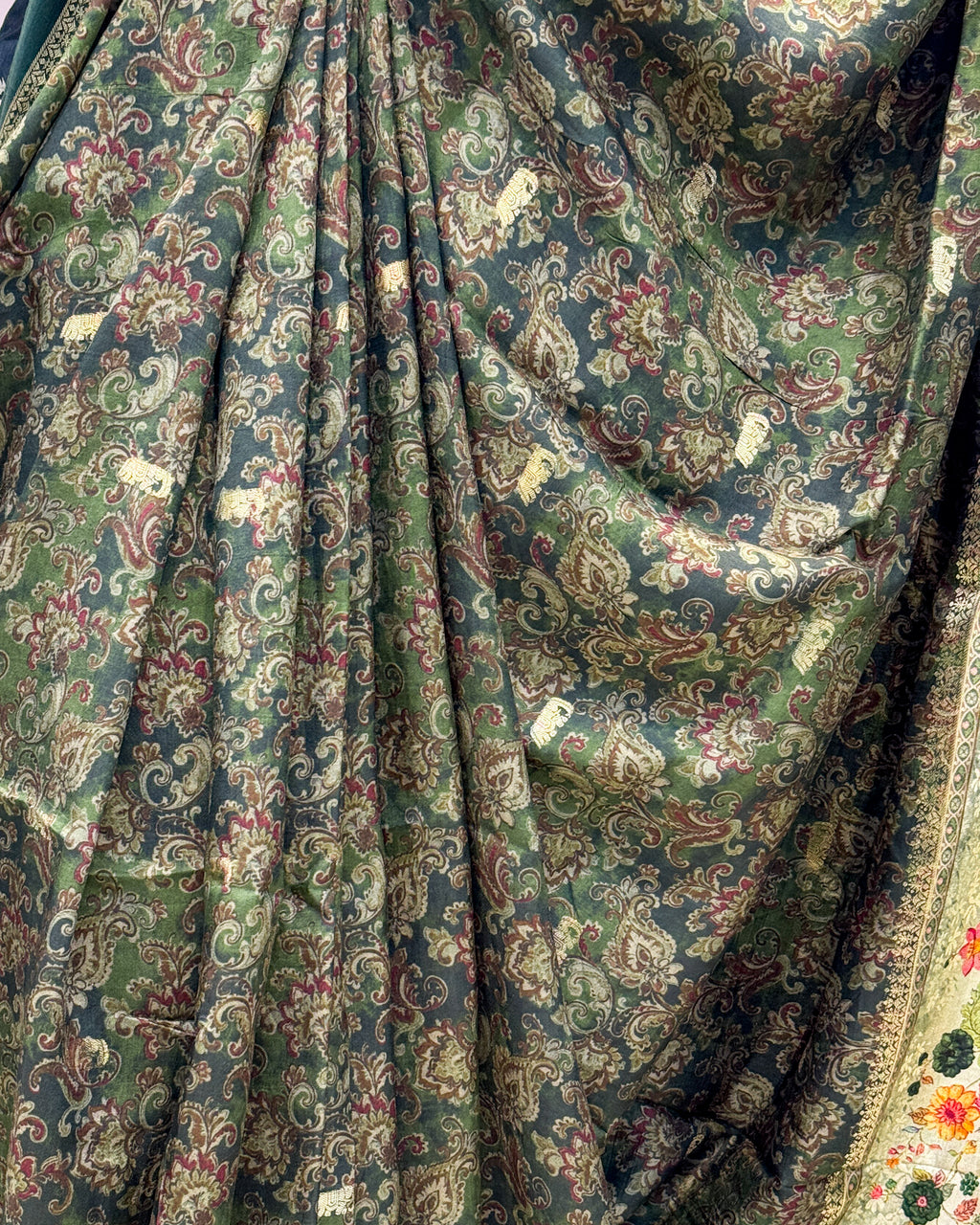 Premium Georgette Viscose Digital Print  Saree with Elephant Zari Buttas