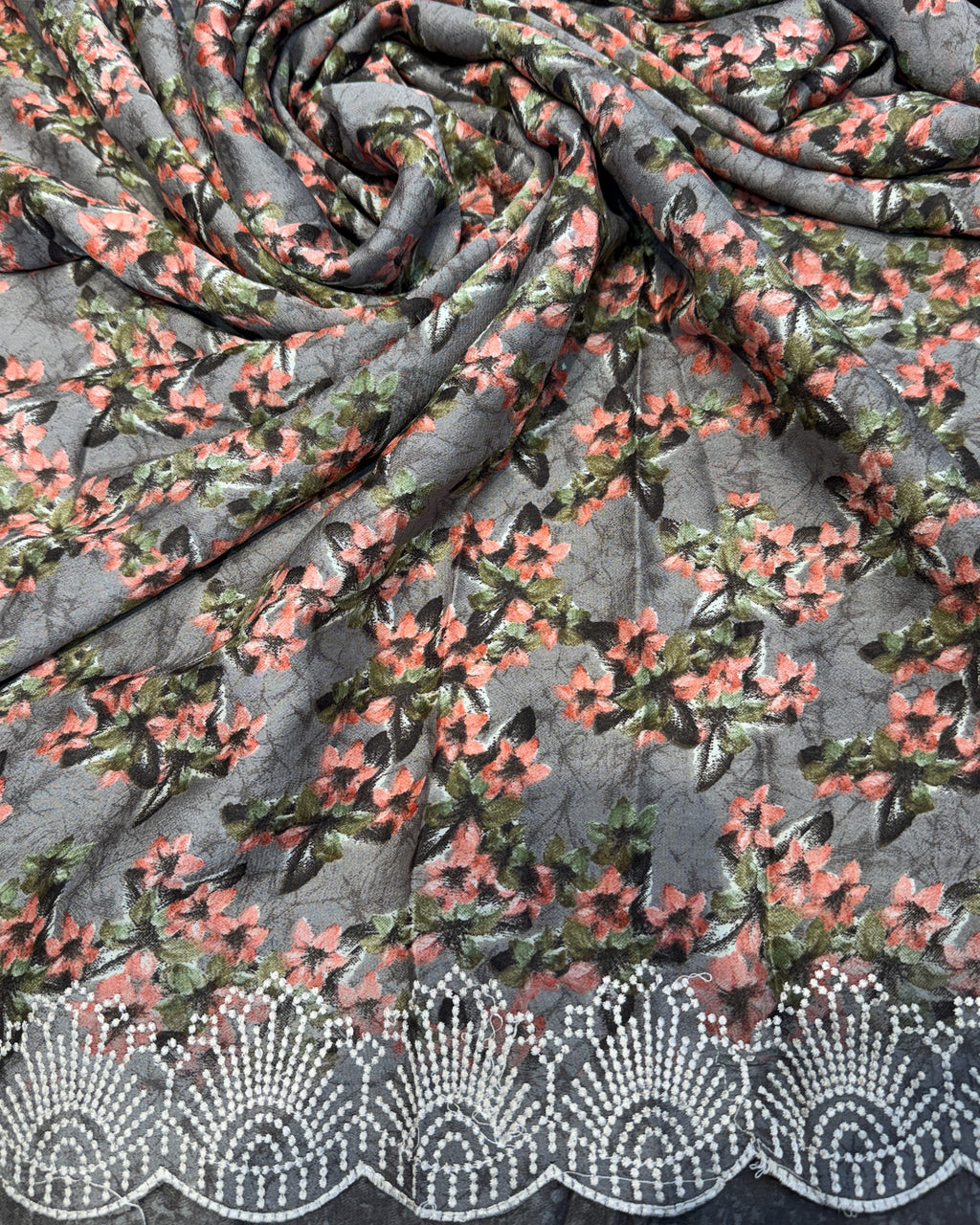Premium Chiffon Saree with Embroidery Border – Gray