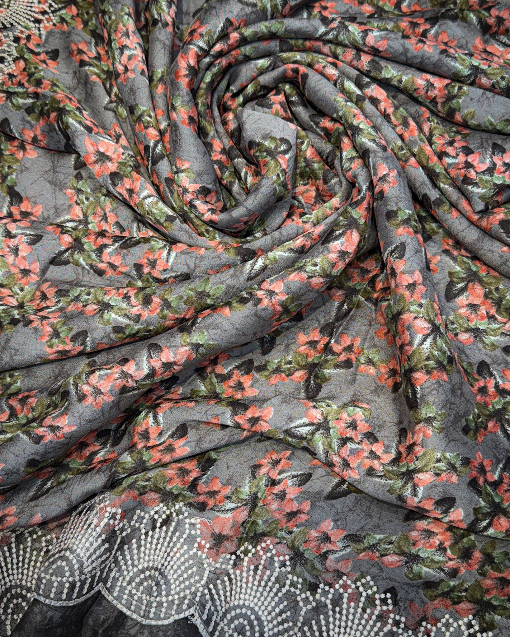 Premium Chiffon Saree with Embroidery Border – Gray