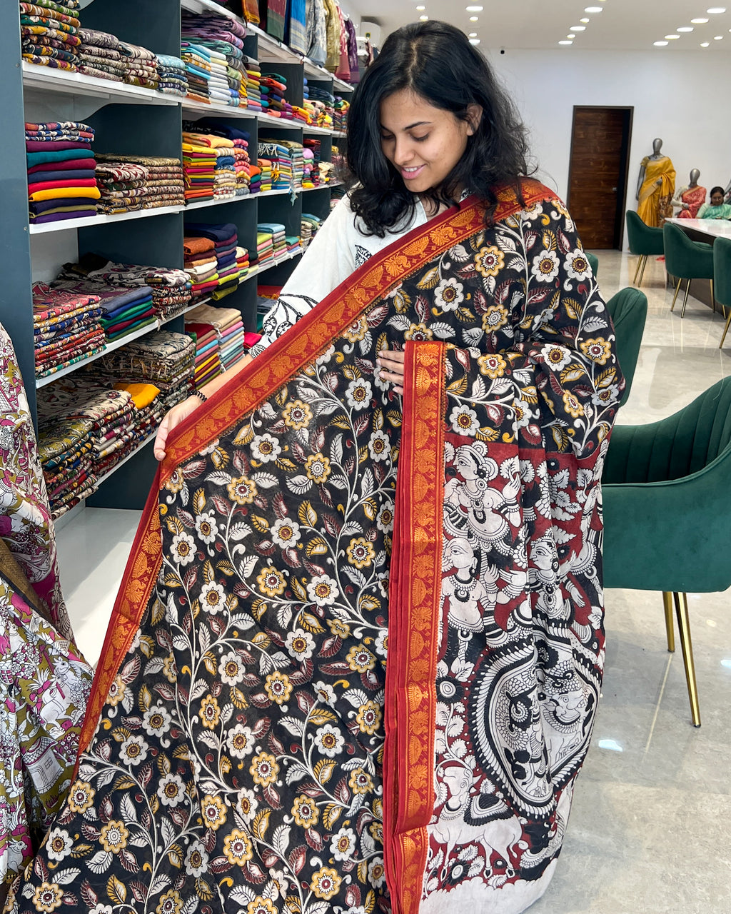 Kalamkari Cotton Saree with Nizam Border – Black Floral Pattern