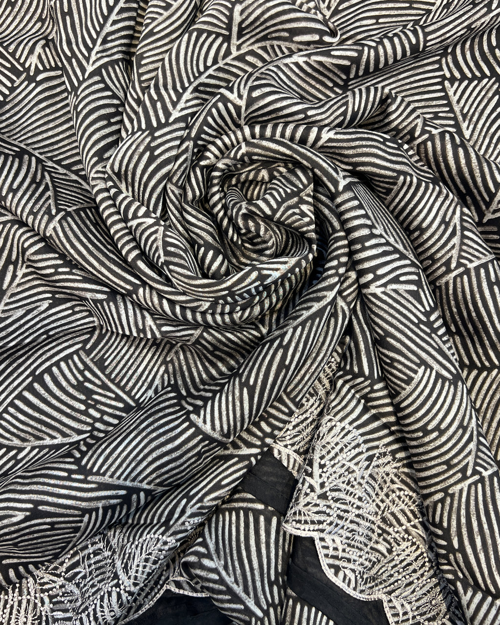 Premium Chiffon Saree with Embroidery Border – Black & White