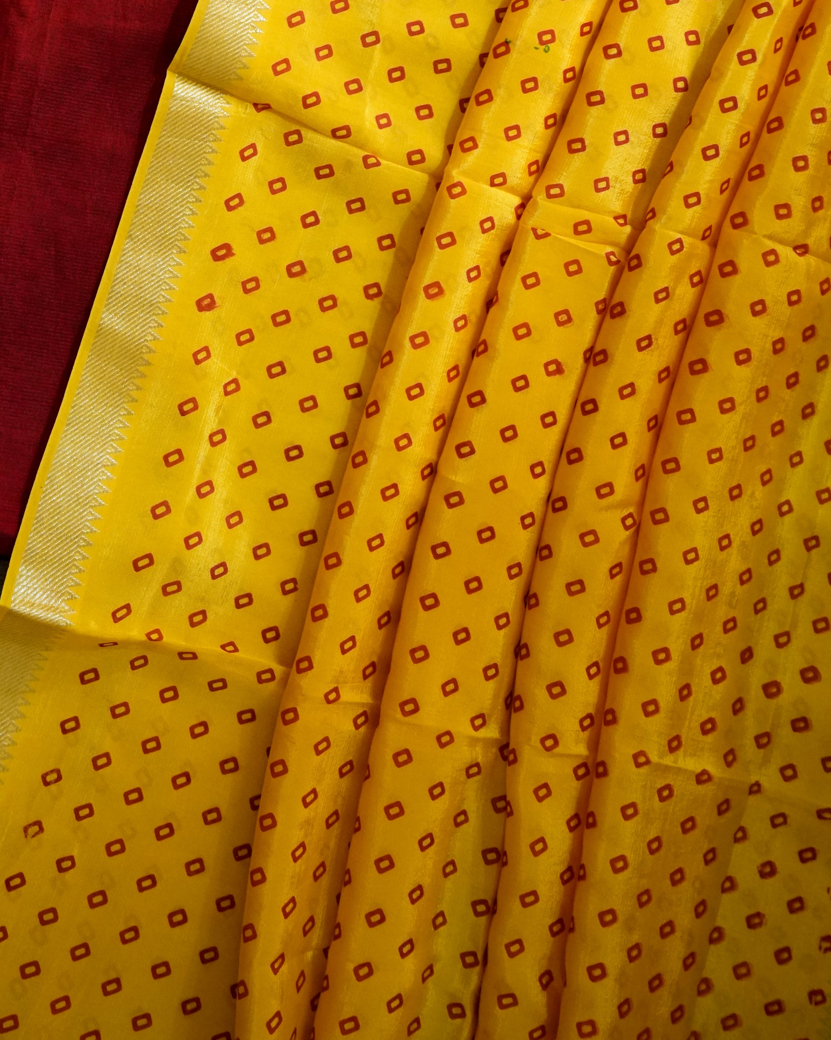 Mangalagiri Kanchi Border Unstitched Silk Top with Digital Print Silk Dupatta