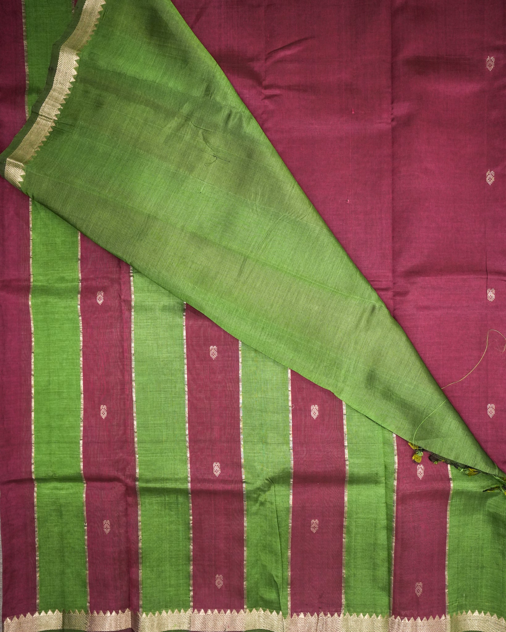 Mangalgiri Gatti Neta Saree – Wine & Green Contrast