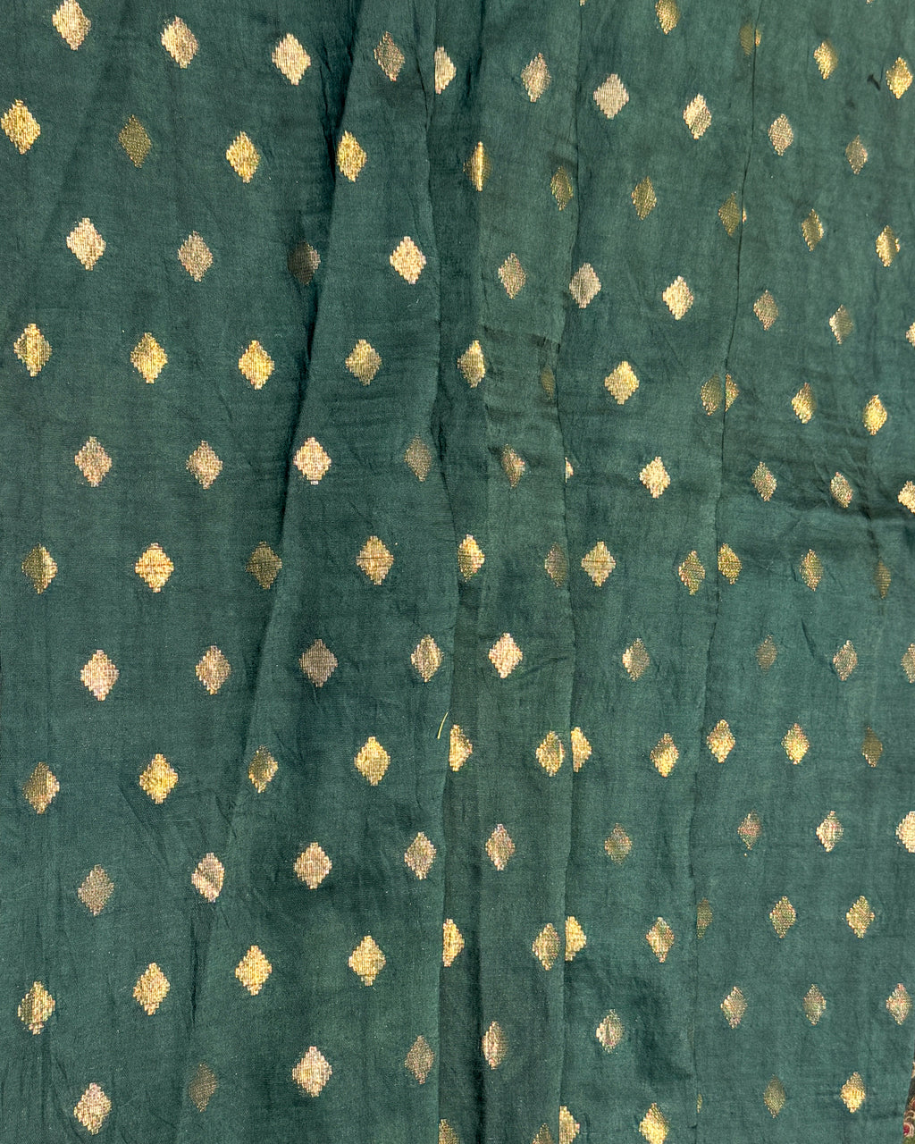 Premium Georgette Viscose Digital Print  Saree with Elephant Zari Buttas