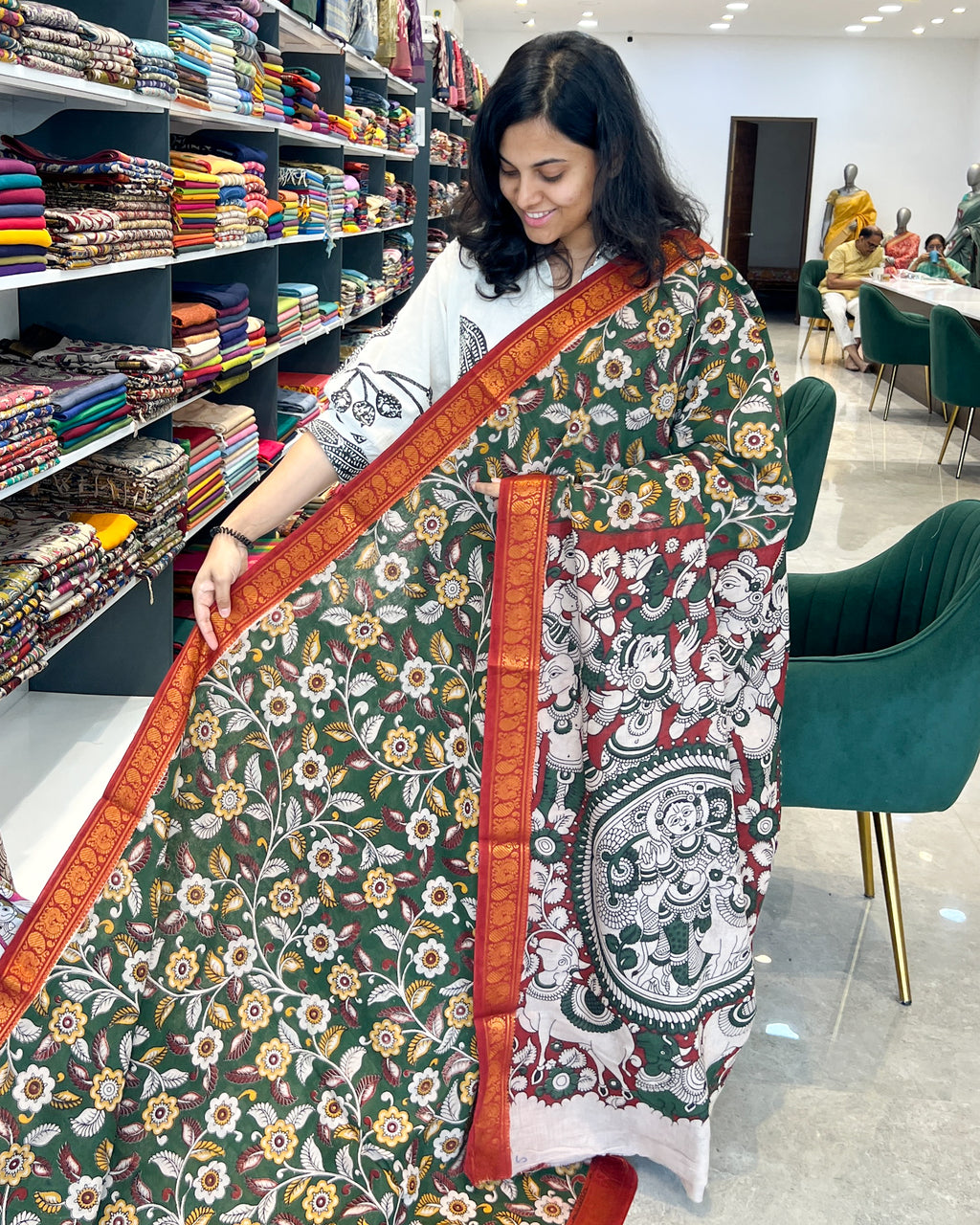Kalamkari Cotton Saree with Nizam Border – Green Floral Pattern