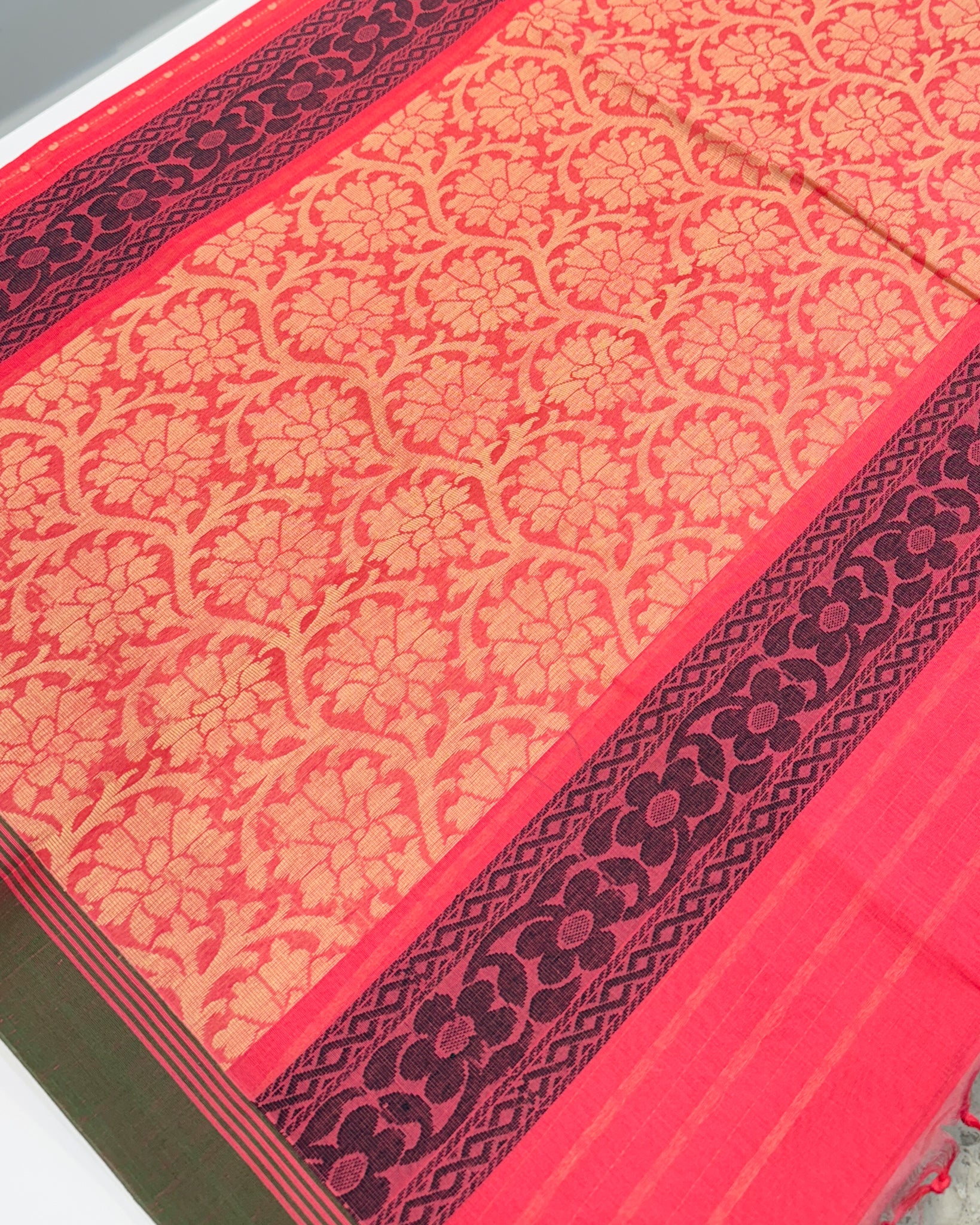 Kanchi Cotton Pink Saree with Mango Line Buttas Thread Work