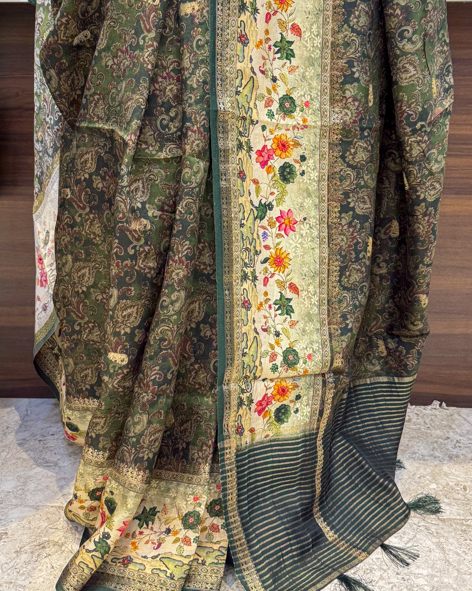 Premium Georgette Viscose Digital Print  Saree with Elephant Zari Buttas