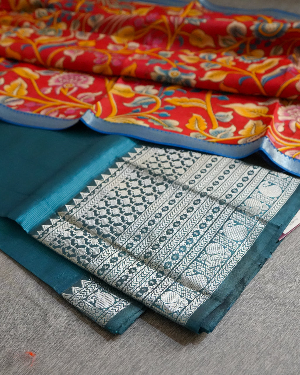 Mangalagiri Kanchi Border Unstitched Silk Top with Digital Print Silk Dupatta